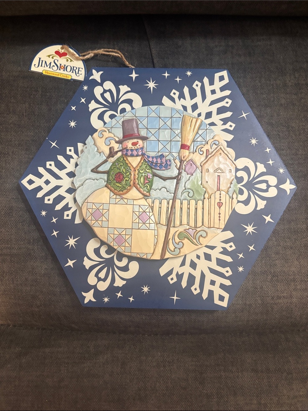 2011 Jim Shore Blue and White Snowman Hexagon Holiday Wall Plaque-NWT and box